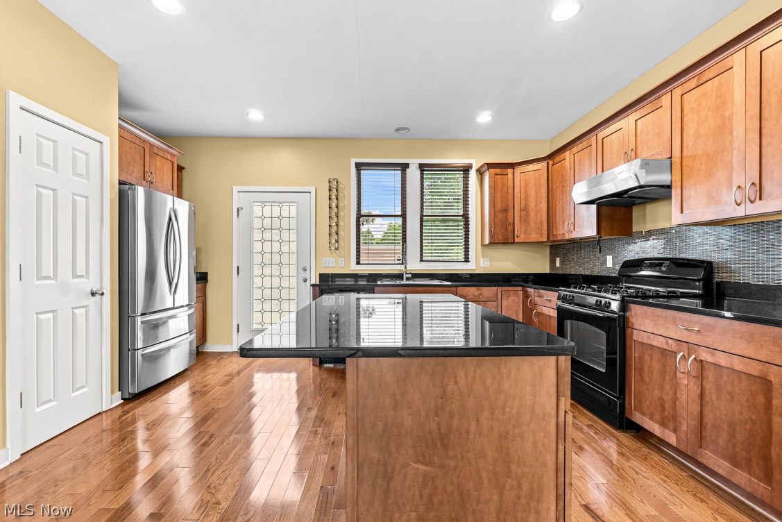 1479 Huntington Lane Cleveland Heights OH 44118