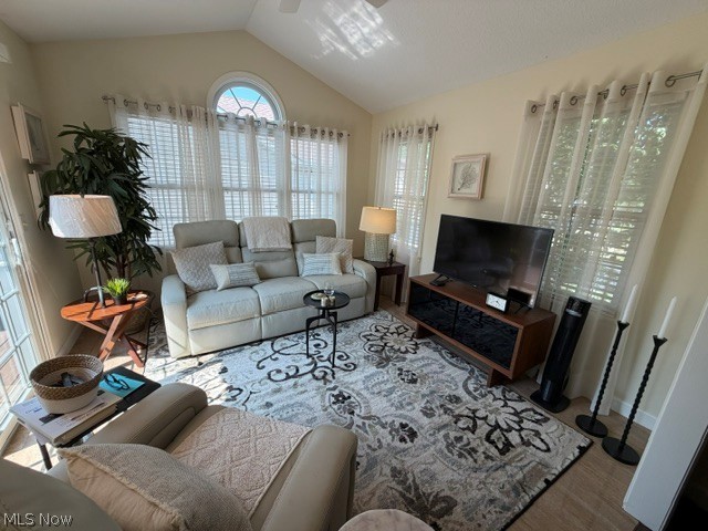130 Royal Troon Warren OH 44484