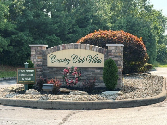 130 Royal Troon Warren OH 44484