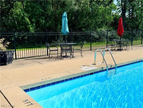 9995 Independence Drive North Royalton OH 44133