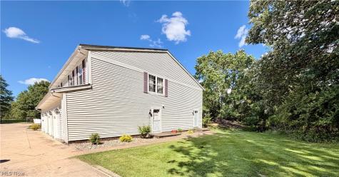 9995 Independence Drive North Royalton OH 44133