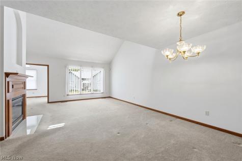 126 Augusta Drive Elyria OH 44035
