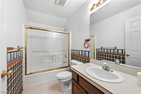 126 Augusta Drive Elyria OH 44035