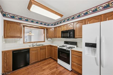 126 Augusta Drive Elyria OH 44035