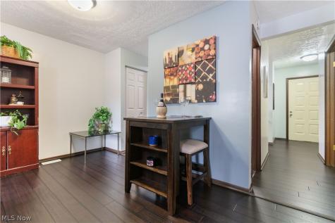 6674 Hills And Dales Road NW Canton OH 44708