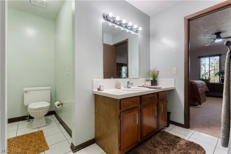 6674 Hills And Dales Road NW Canton OH 44708