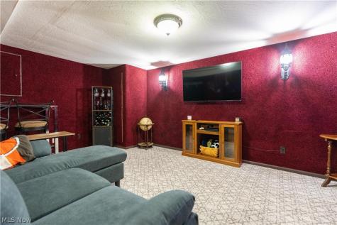 6674 Hills And Dales Road NW Canton OH 44708