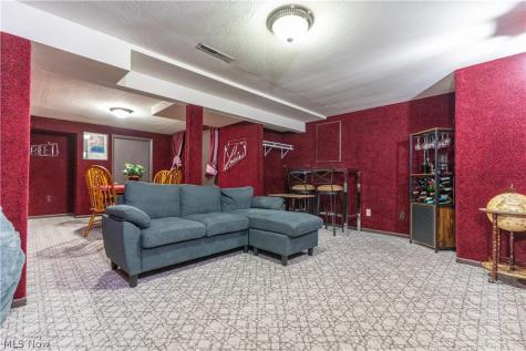 6674 Hills And Dales Road NW Canton OH 44708