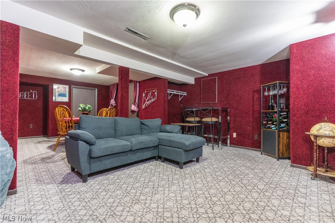 6674 Hills And Dales Road NW Canton OH 44708
