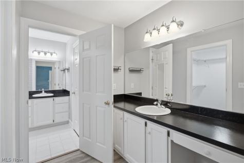 700 Hampton Circle Aurora OH 44202