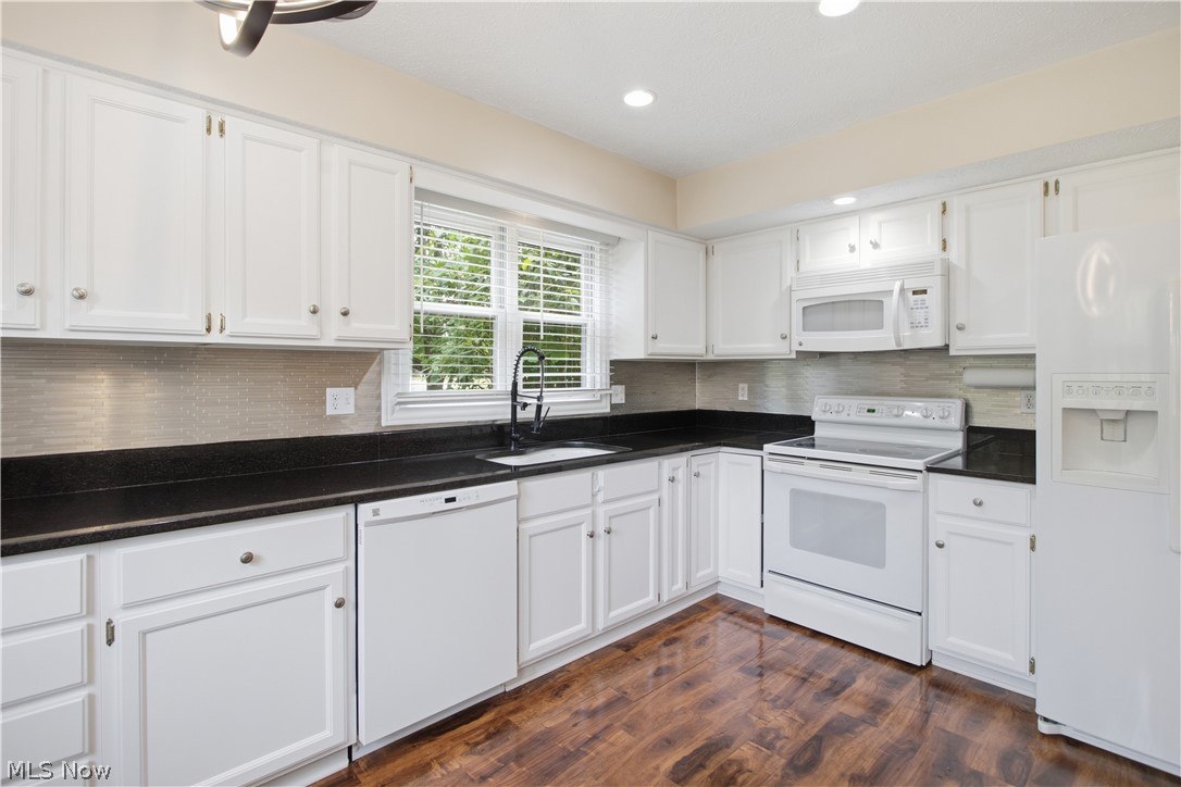 700 Hampton Circle Aurora OH 44202