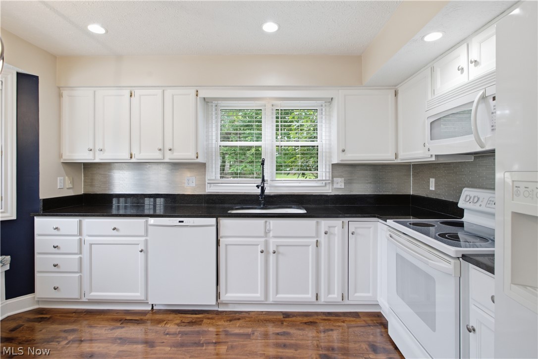 700 Hampton Circle Aurora OH 44202