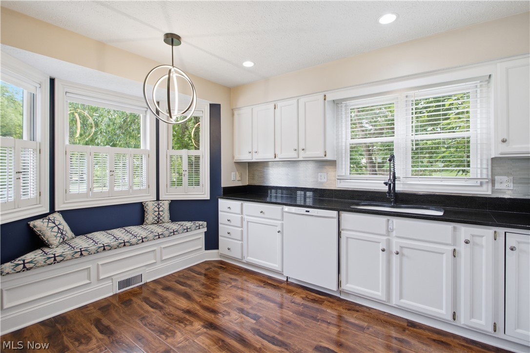 700 Hampton Circle Aurora OH 44202