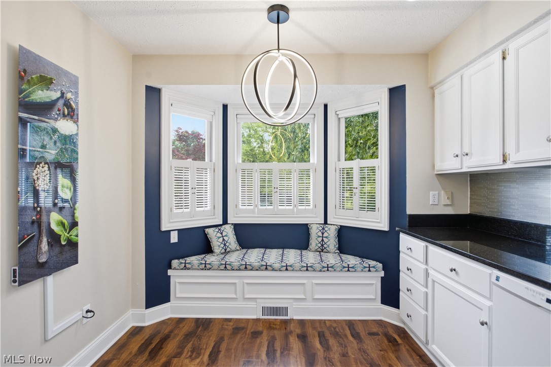 700 Hampton Circle Aurora OH 44202