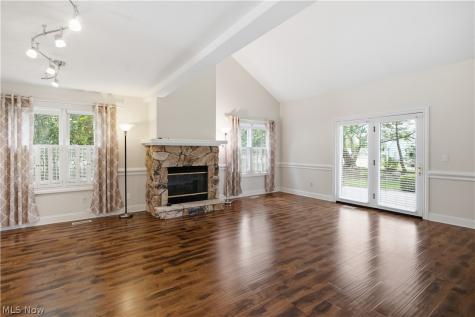700 Hampton Circle Aurora OH 44202