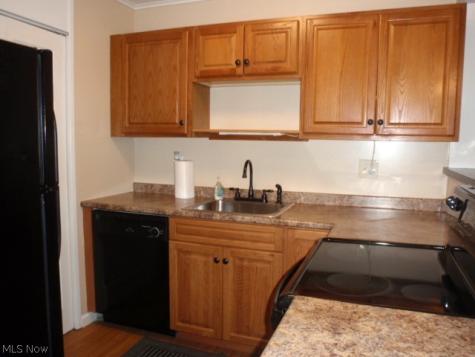 49 Valley Forge Lane Elyria OH 44035