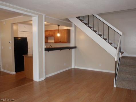 49 Valley Forge Lane Elyria OH 44035