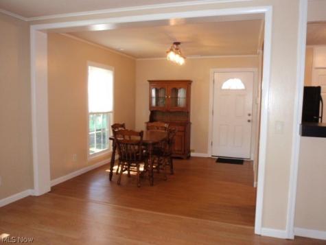 49 Valley Forge Lane Elyria OH 44035