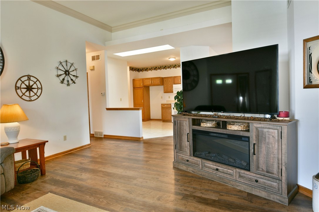 24 Abbington Drive NW Warren OH 44481
