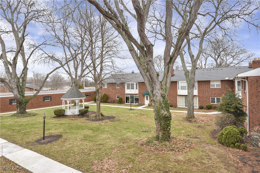 2948 Pease Drive Rocky River OH 44116