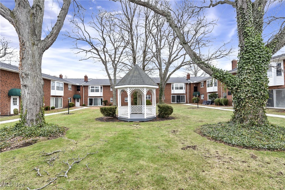 2948 Pease Drive Rocky River OH 44116
