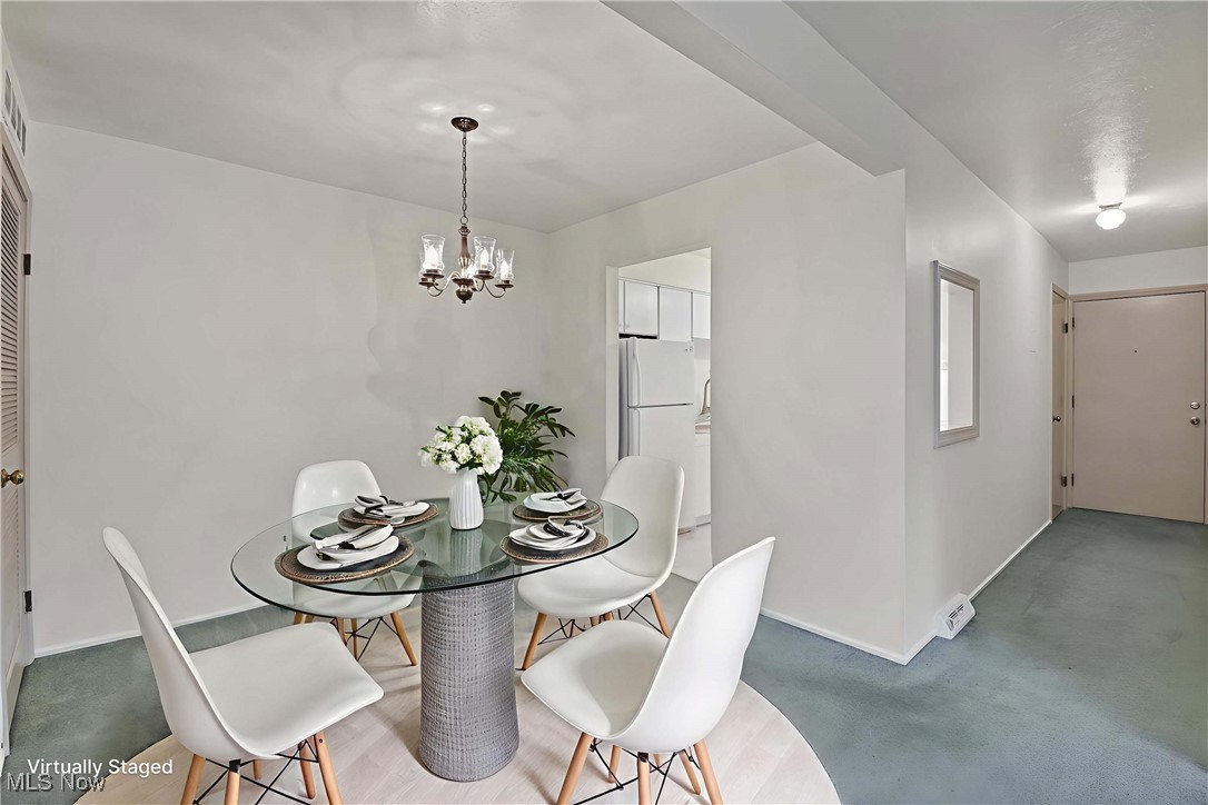 2948 Pease Drive Rocky River OH 44116