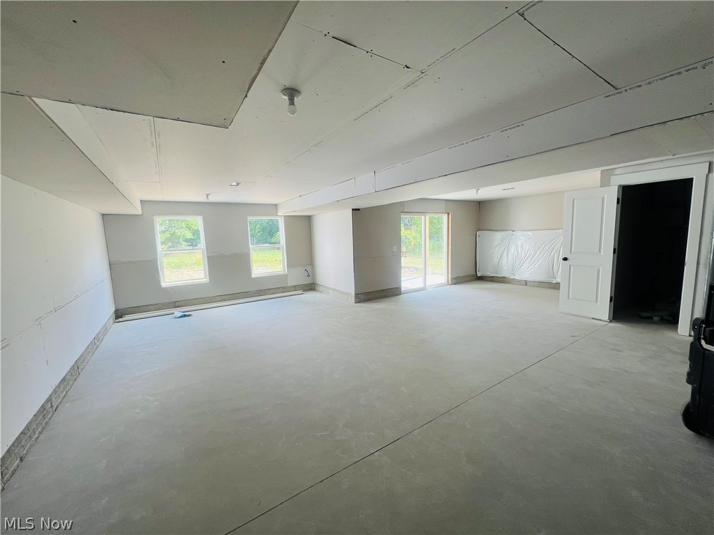 2087 Glenmont Drive Brunswick OH 44212