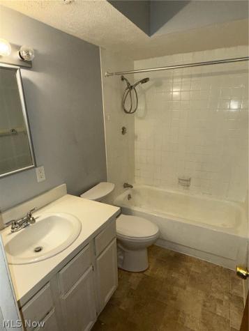 4789 Columbia Road North Olmsted OH 44070