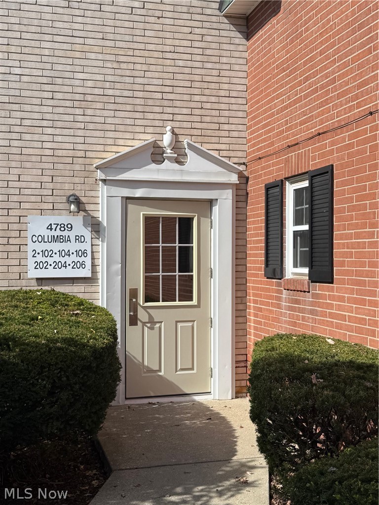 4789 Columbia Road North Olmsted OH 44070