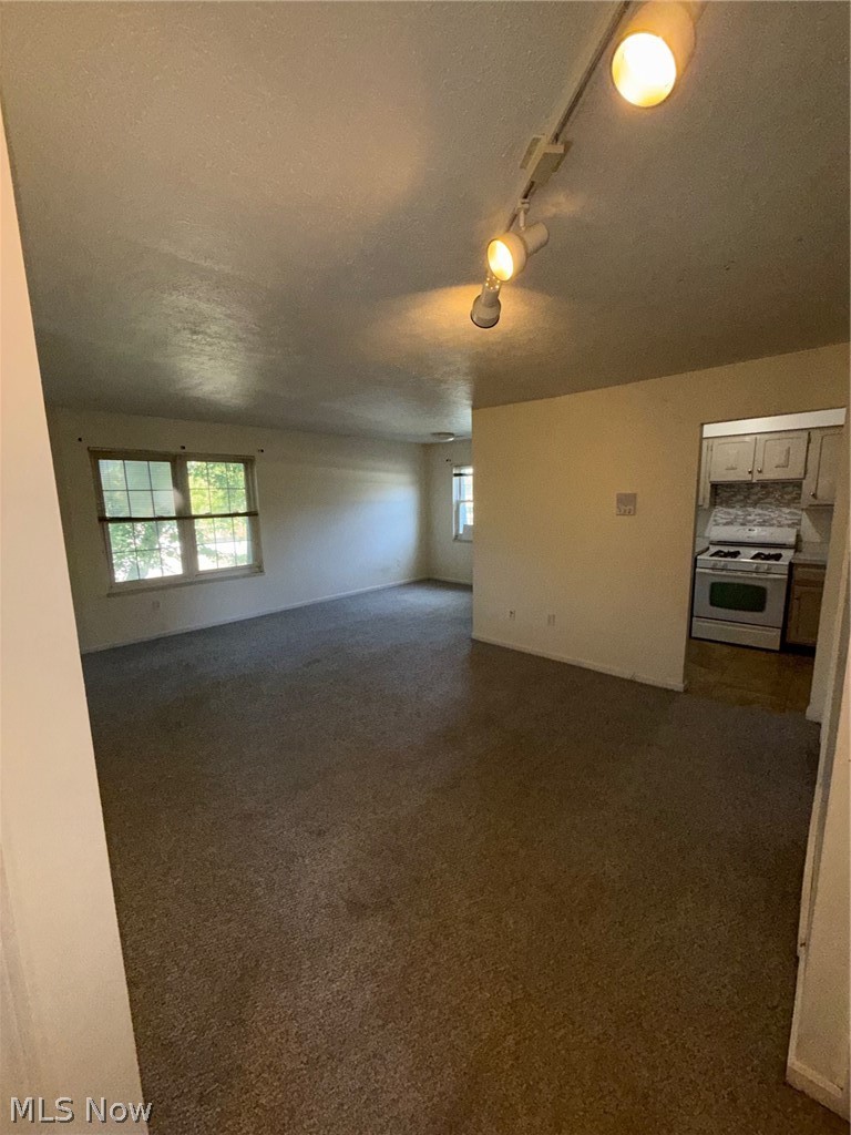 4789 Columbia Road North Olmsted OH 44070