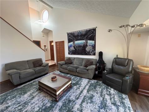 1424 Loop Road Kent OH 44240