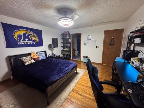 1424 Loop Road Kent OH 44240