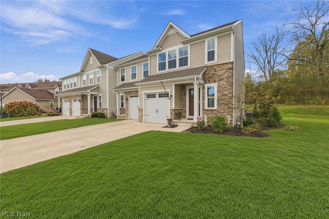 1055 Meadow Run Copley OH 44321