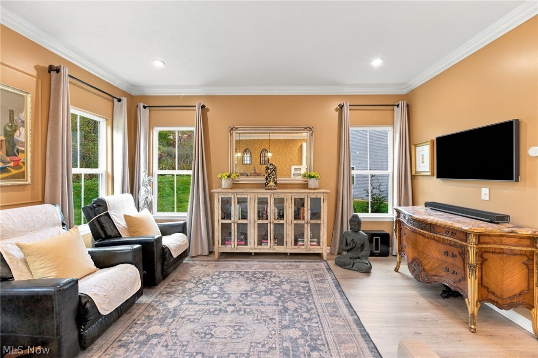 1055 Meadow Run Copley OH 44321