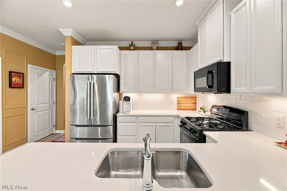 1055 Meadow Run Copley OH 44321