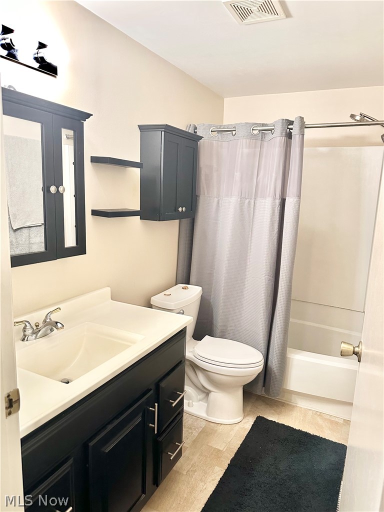 3873 Lake Run Boulevard Stow OH 44224