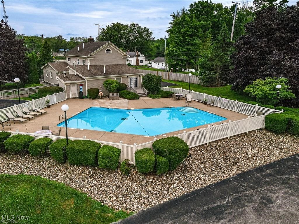 5237 W Lake Road W Saybrook OH 44004