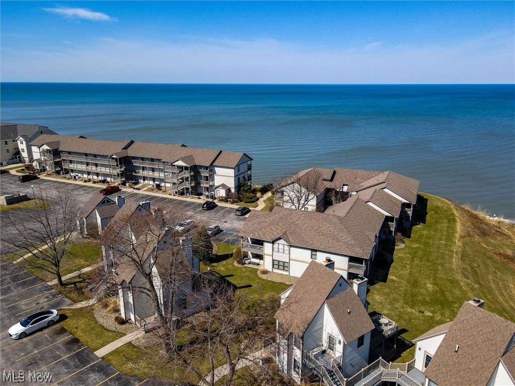 5237 W Lake Road W Saybrook OH 44004
