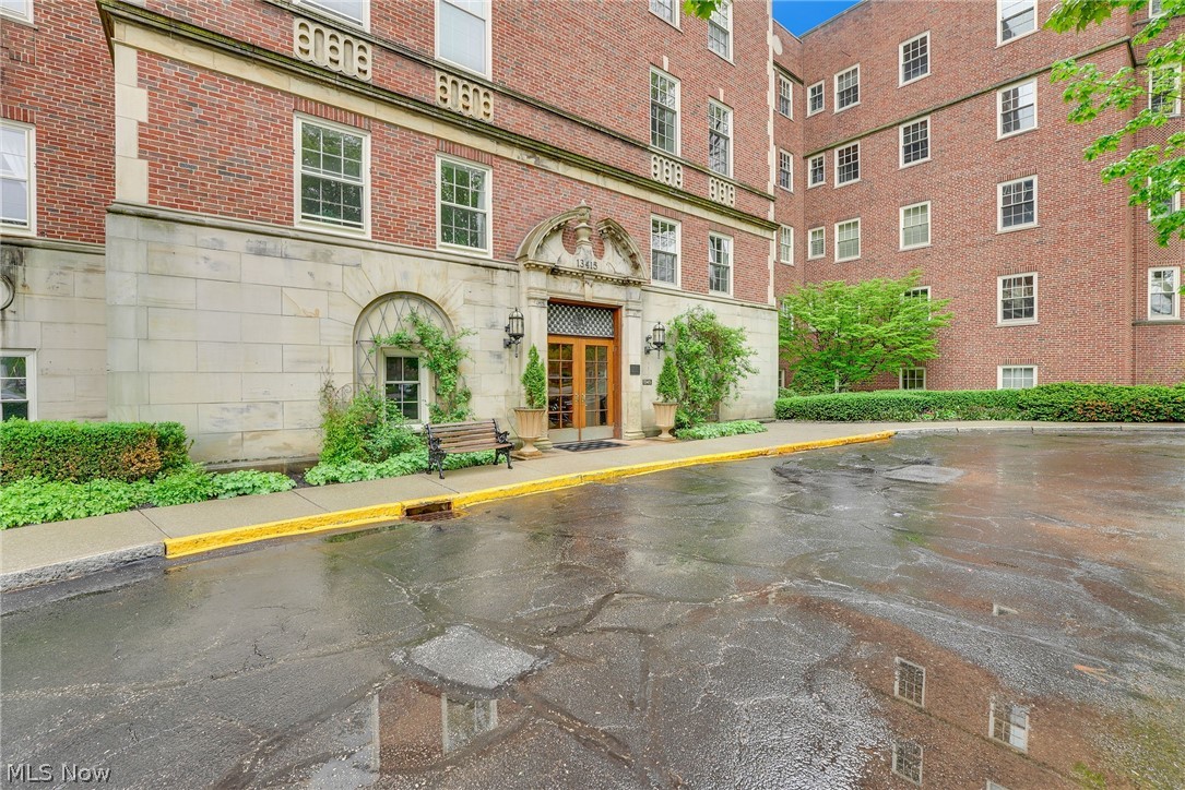 13415 Shaker Boulevard Cleveland OH 44120