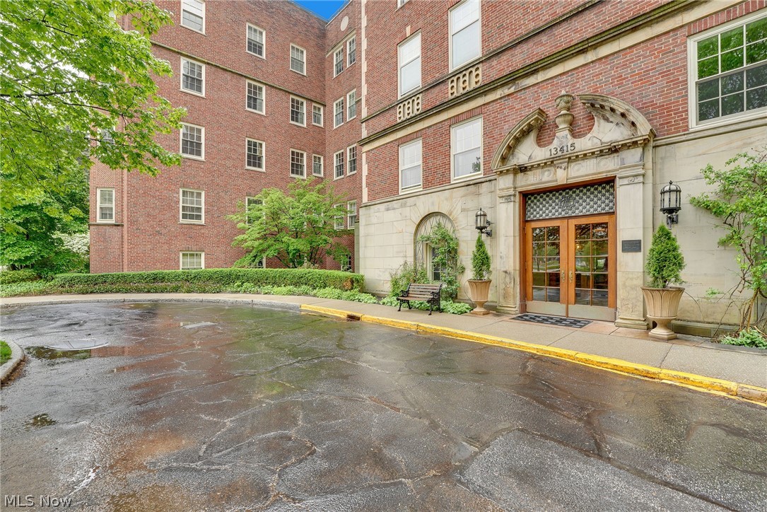 13415 Shaker Boulevard Cleveland OH 44120