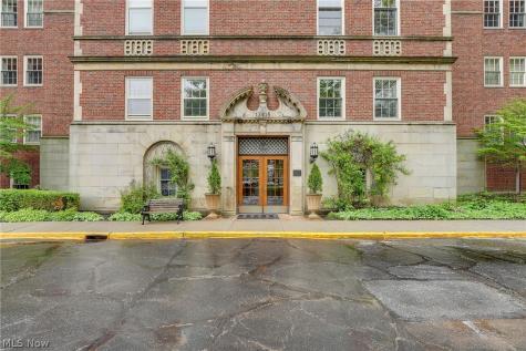 13415 Shaker Boulevard Cleveland OH 44120