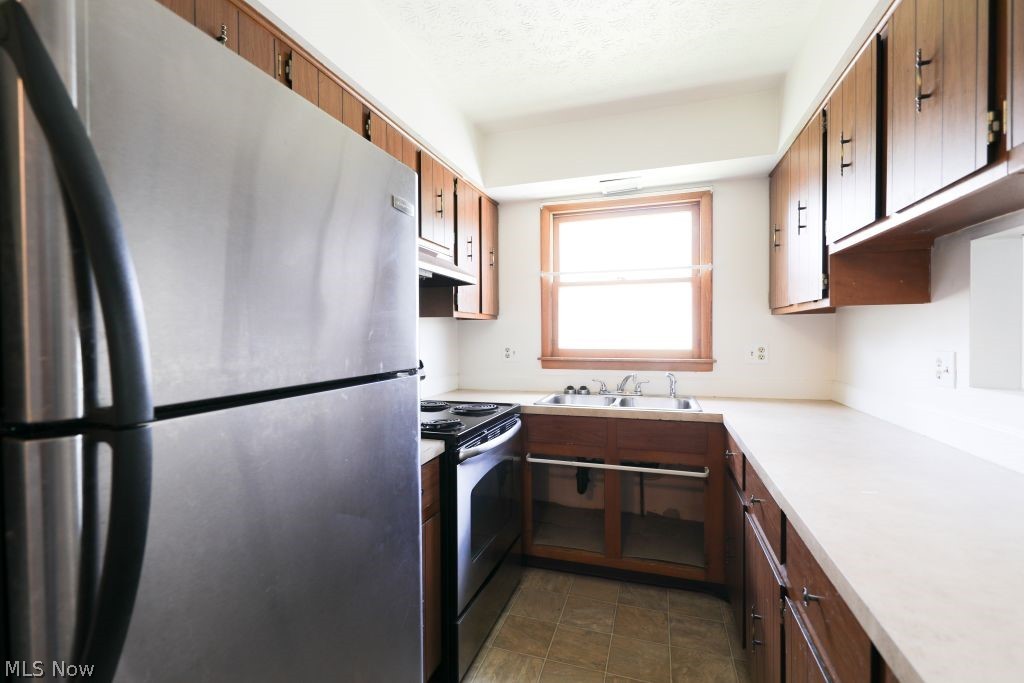 1258 Pembrooke Drive Salem OH 44460