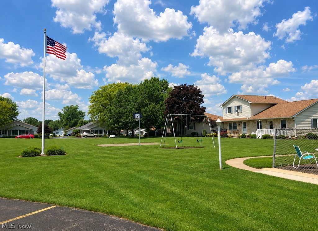 1258 Pembrooke Drive Salem OH 44460