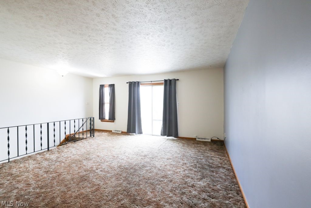 1258 Pembrooke Drive Salem OH 44460
