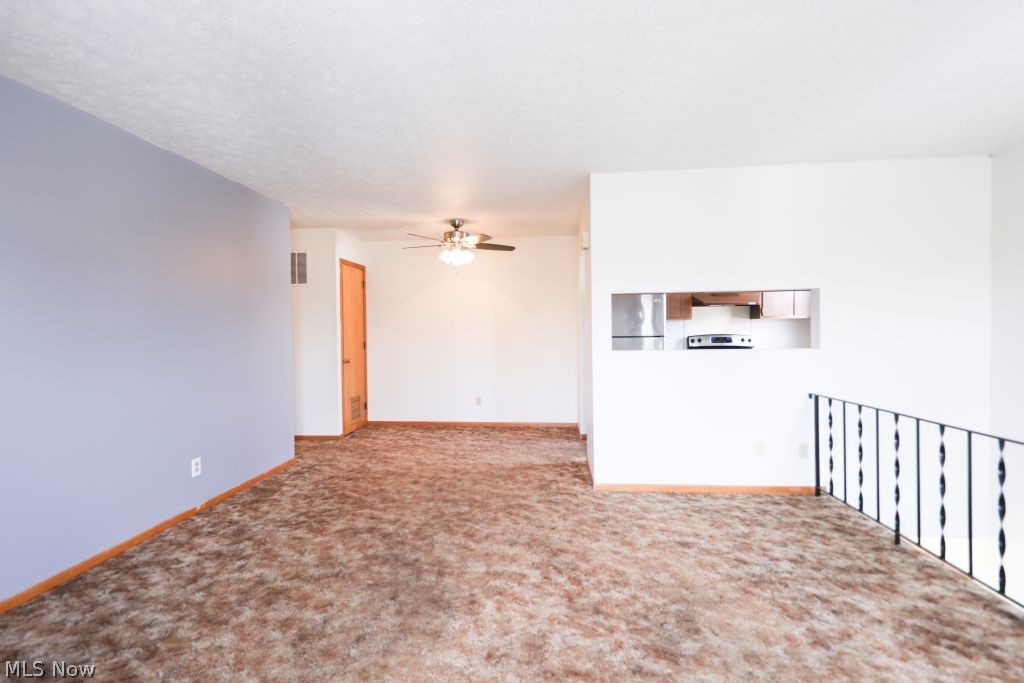 1258 Pembrooke Drive Salem OH 44460