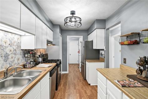 1215 Canyon View Road Northfield OH 44067