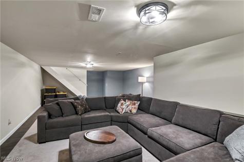 1215 Canyon View Road Northfield OH 44067