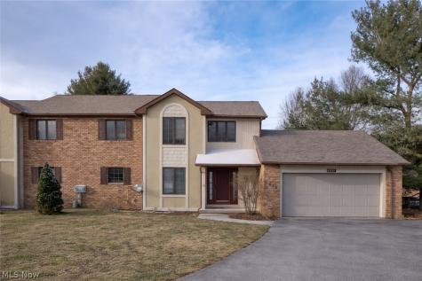 4839 Pond Drive NW North Canton OH 44720
