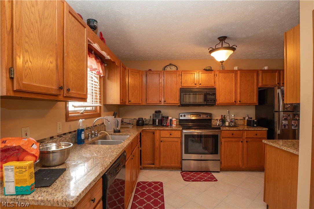 4839 Pond Drive NW North Canton OH 44720