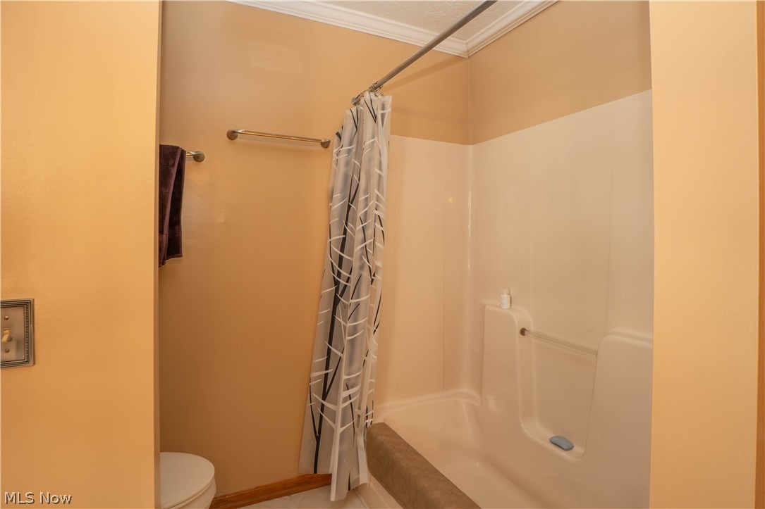 4839 Pond Drive NW North Canton OH 44720